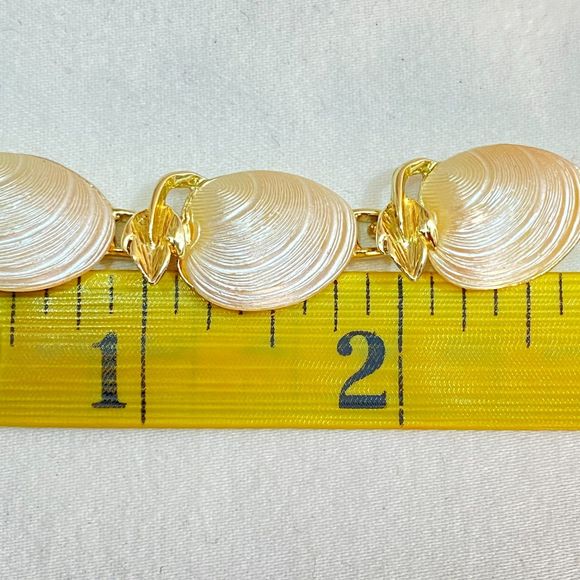 Judy Lee Choker Necklace Gold Tone Chain With Frost Shell Links - Picture 10 of 11